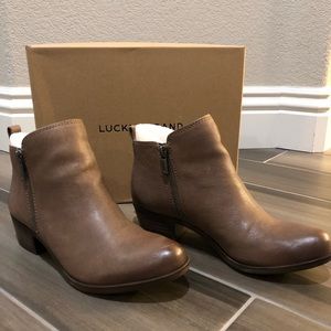 Lucky Brand ankle boots. (Brand new!)